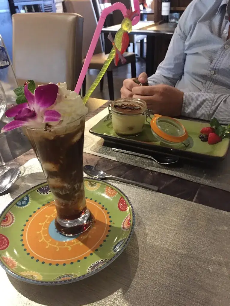 Katharina Godts_Kammala_Lasne_review