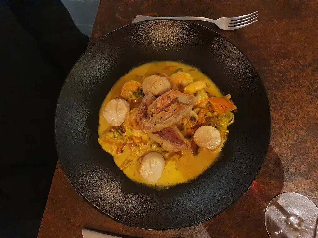 Tomas Luko_Les Caprices de Julie_Bertrix_review