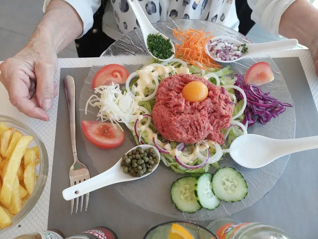 La Salière chez Clarence_Bièvre_slider_image_2