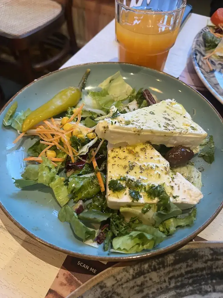 Genie_Amvrosia cousina_Antwerpen_Bewertung