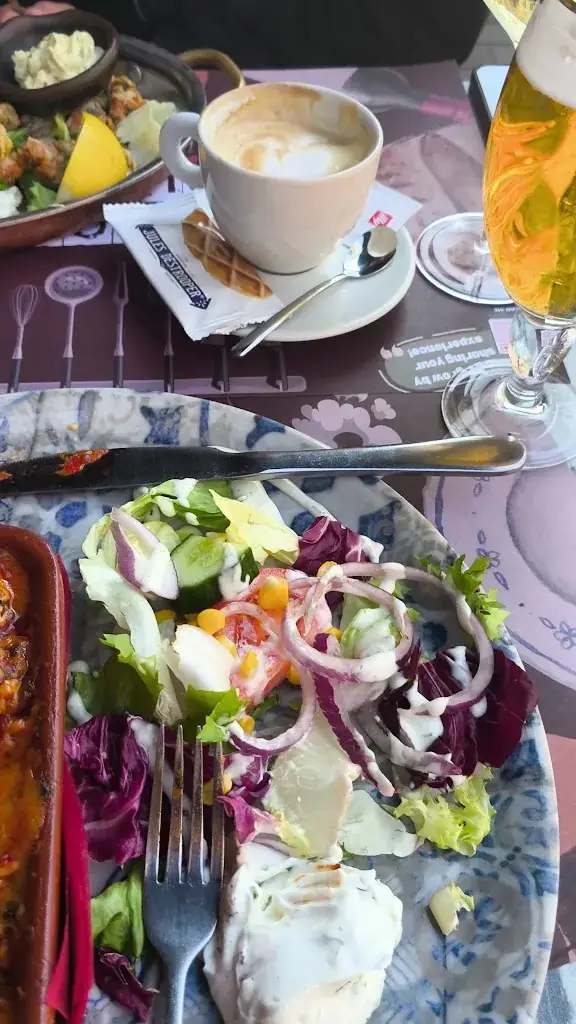 Amvrosia cousina_Antwerpen_slider_image_2