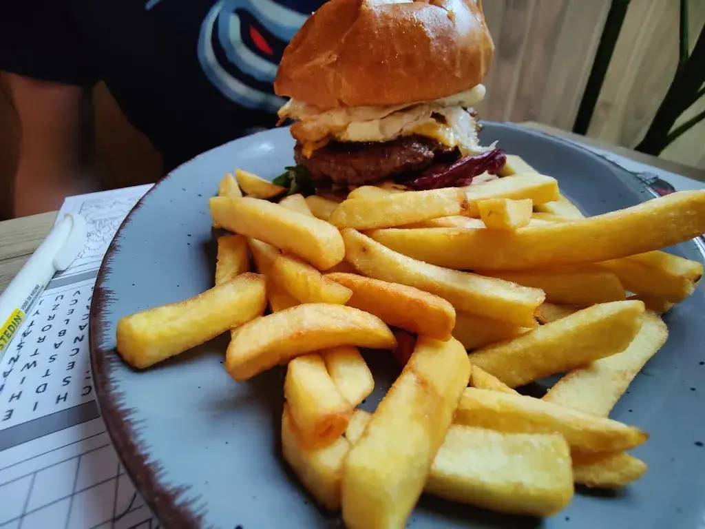 Bouillon Steak House_Bouillon_slider_image_2