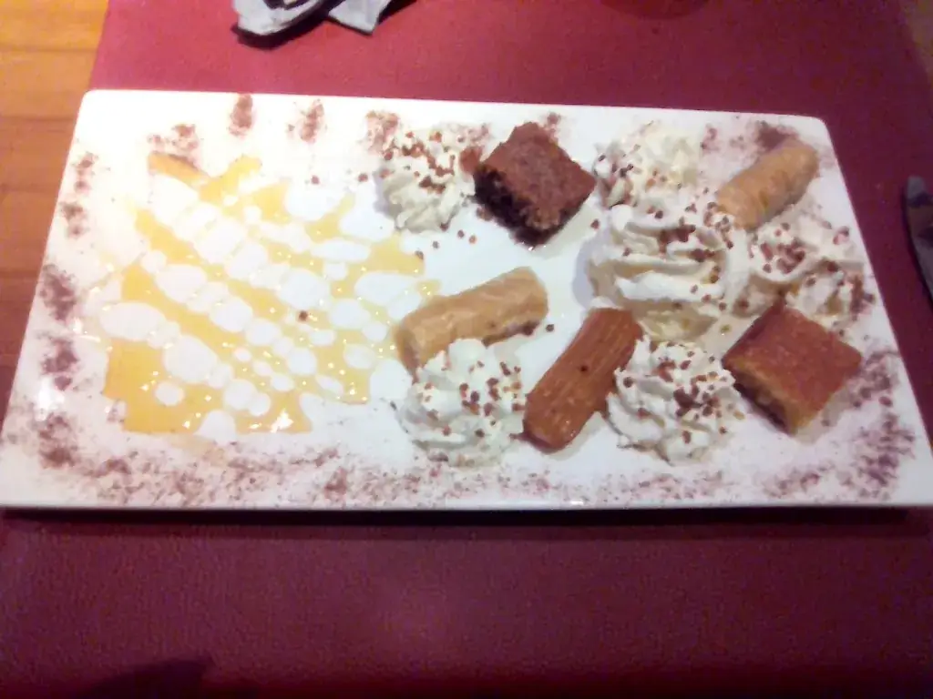 Menu_Flavours of Greece Restaurant_Beloeil_image_8