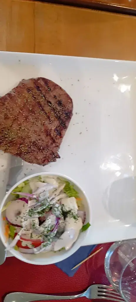 laetitia odoux_Flavours of Greece Restaurant_Beloeil_review