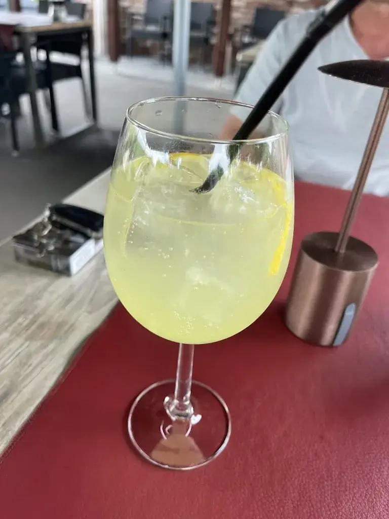 el pelicano_L'oriental_Hensies_review