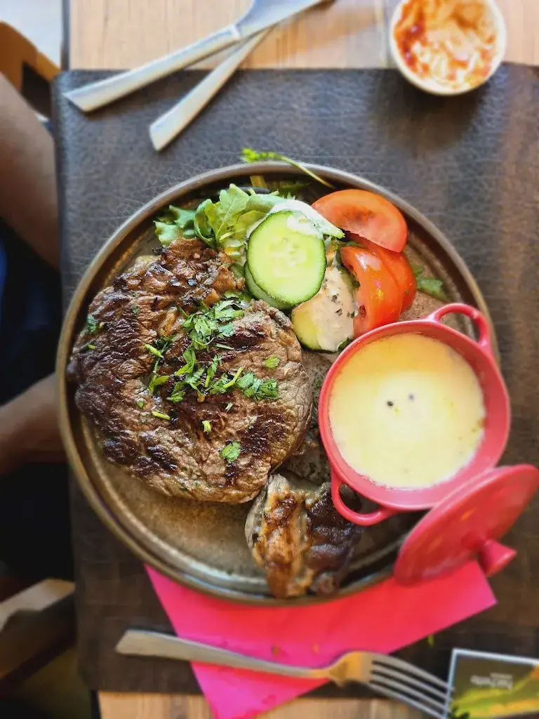 Menü_Secret De Famille_Quiévrain_Bild_9