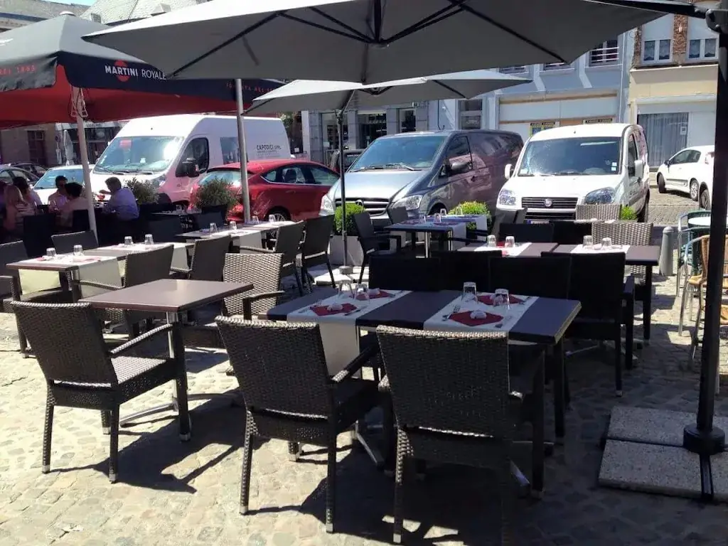 Sakura Binche Restaurant in Binche