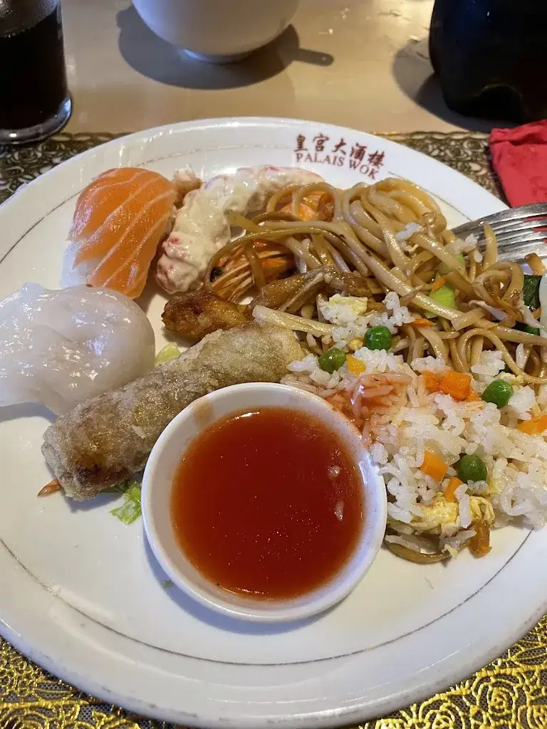 Merve O_Palais Wok_Fléron_review