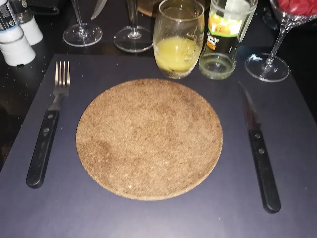 icelza tamarez_La centrale des viandes_Liège_review