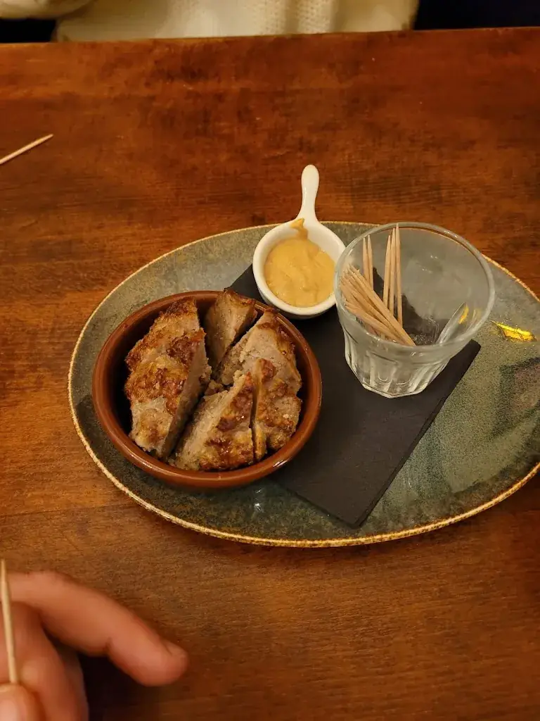 Menü_Nüetnigenough_Bruxelles_Bild_9