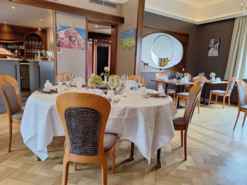 Les Comtes de Champagne Restaurant in Hannut