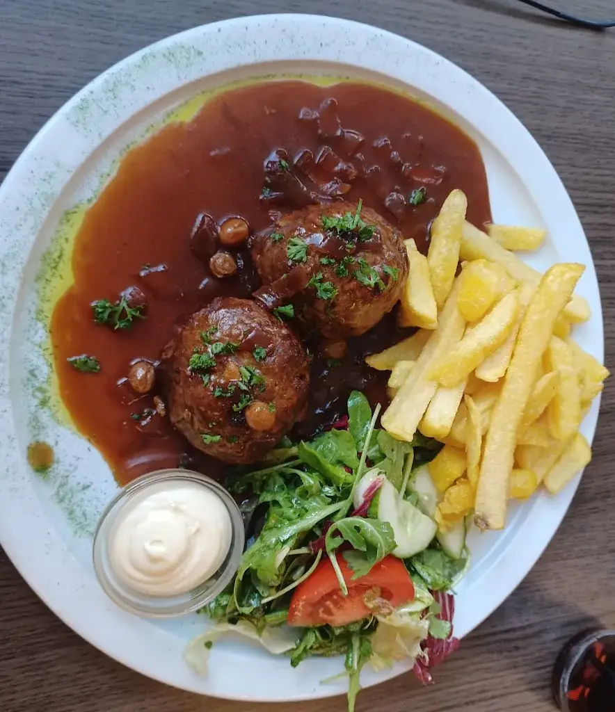 Menü_Brasserie Aux 3 châteaux - eux-reca_4671_Bild_6