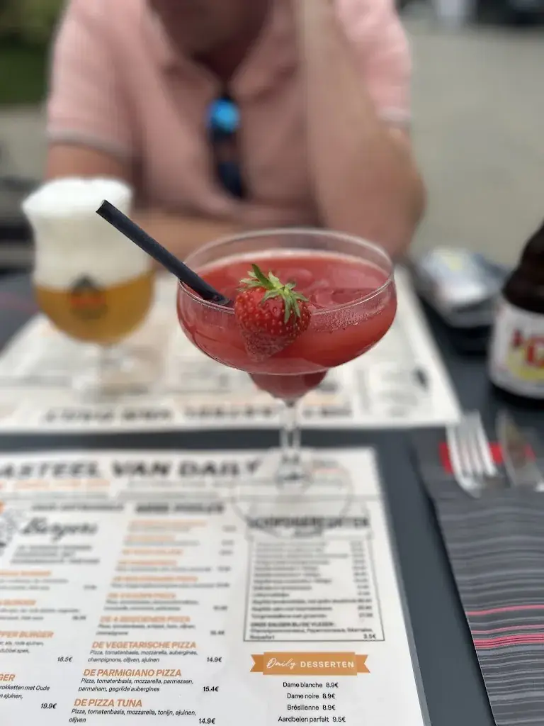 Dees_Le Chatêau de Oteppe._Burdinne_Bewertung