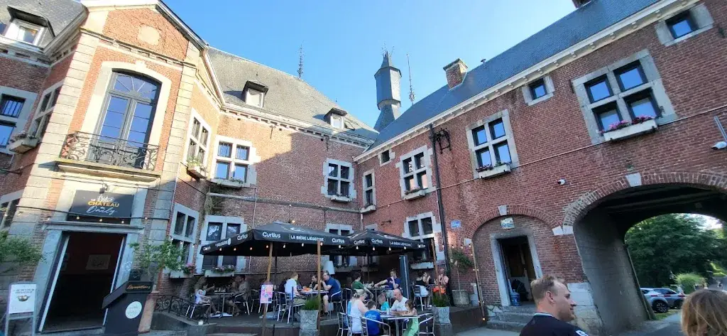 Thijs Dijkstra_Le Château Du Daily_Burdinne_reseña