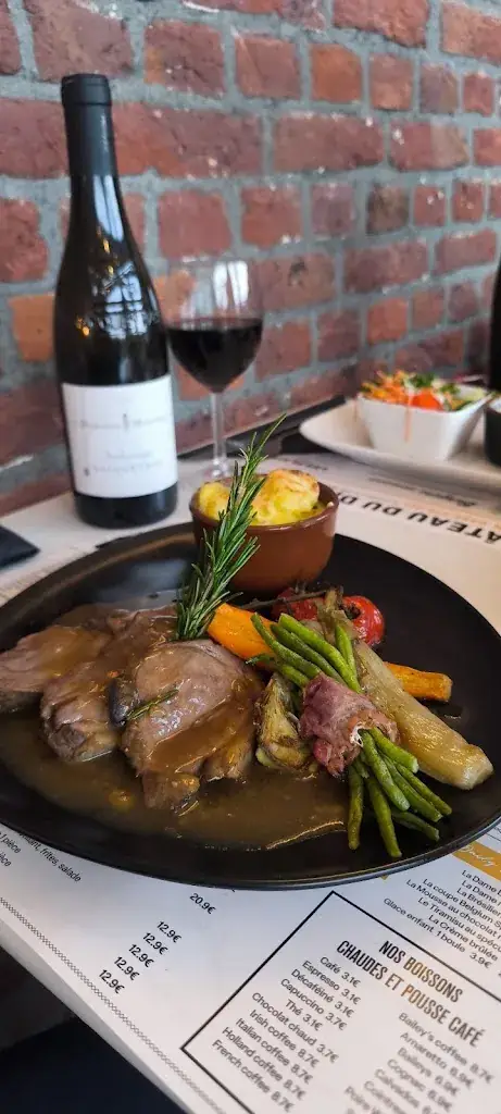 Marc Hausen_Le Château Du Daily_Burdinne_reseña