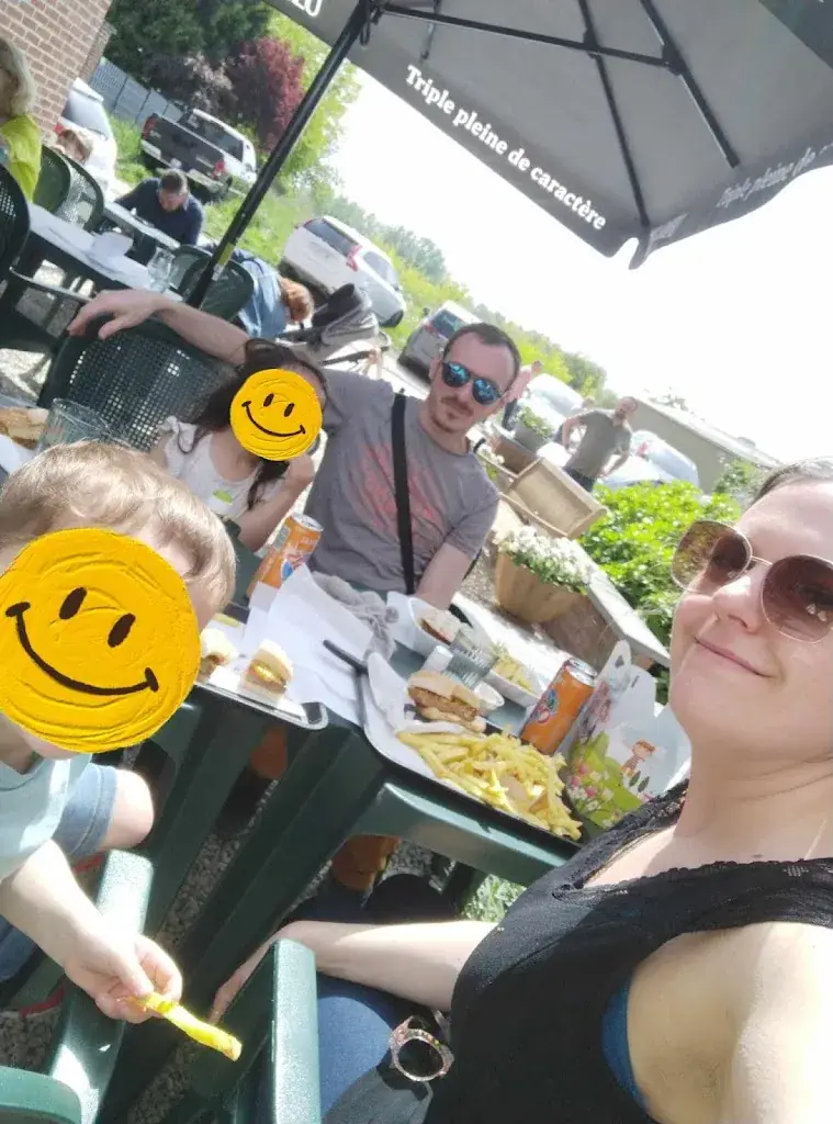 Pierre Bourroux_Friterie Pom'Frit Lesdain_Brunehaut_review