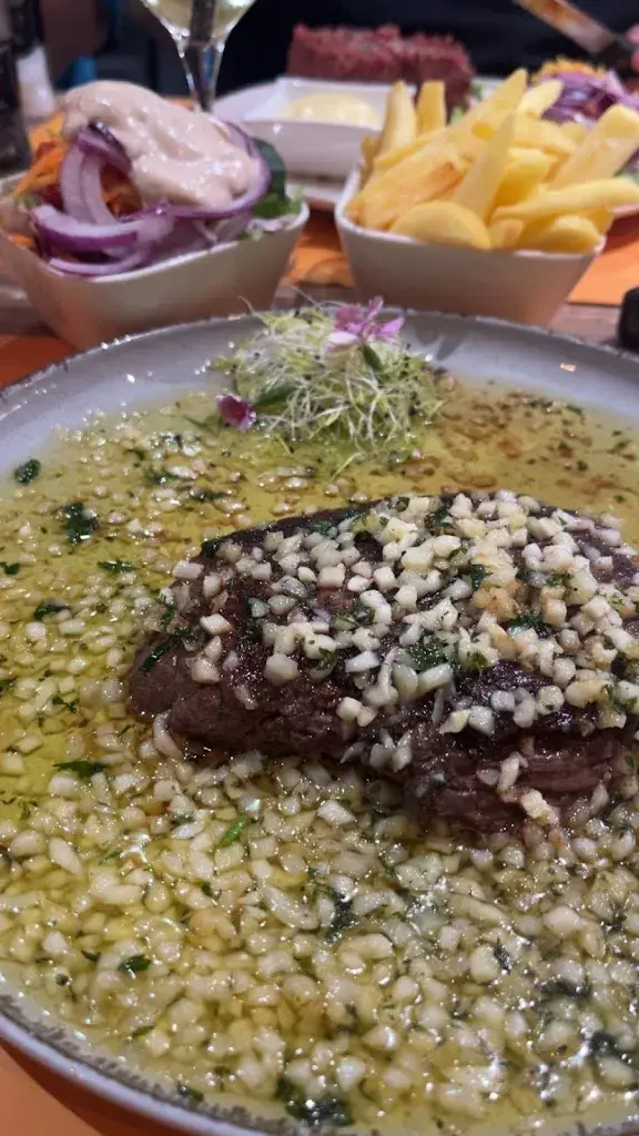 Naomie_Le New Van Gogh_Boussu_review