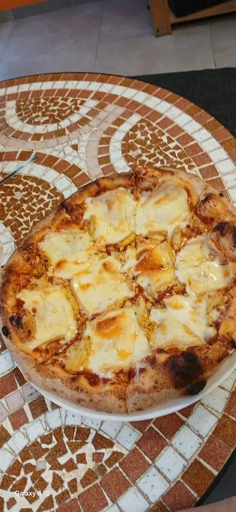 Pizzeria L’Olivia_Boussu_slider_image_2