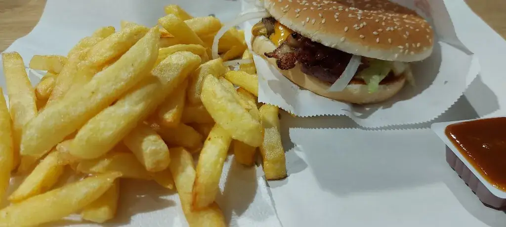 まきねこ_Grill Pitta Boussu_Boussu_Bewertung