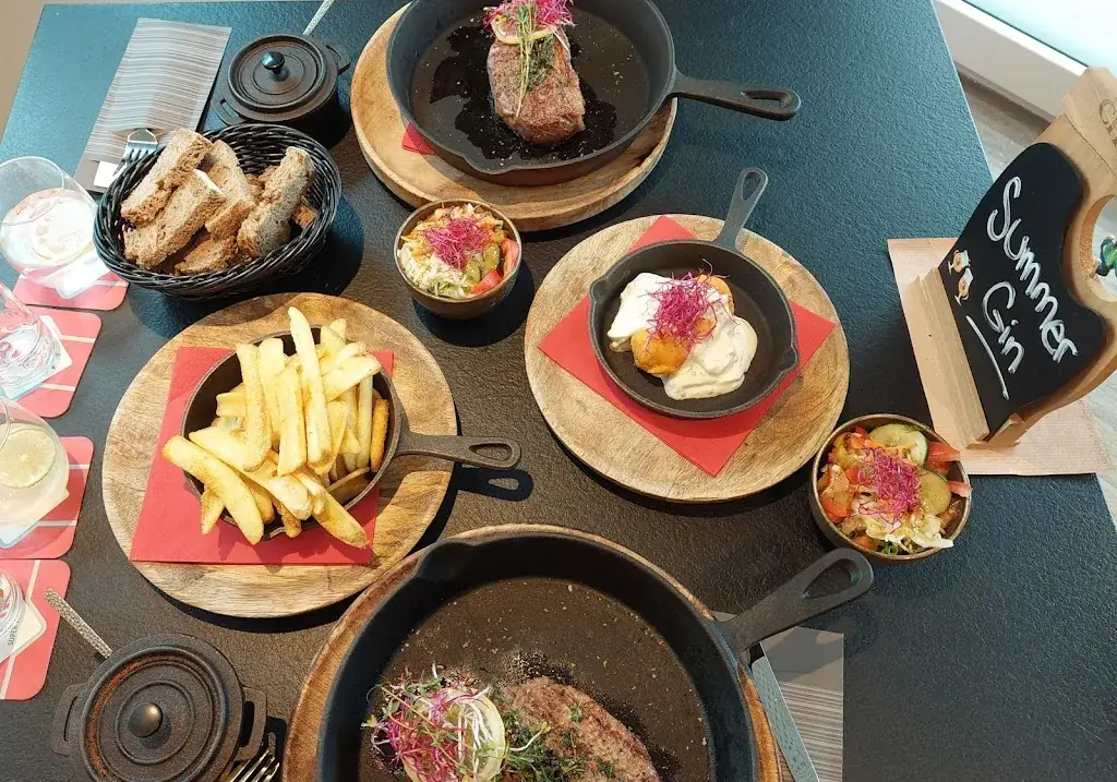 Restaurant Skillet`s_Büllingen_slider_image_3
