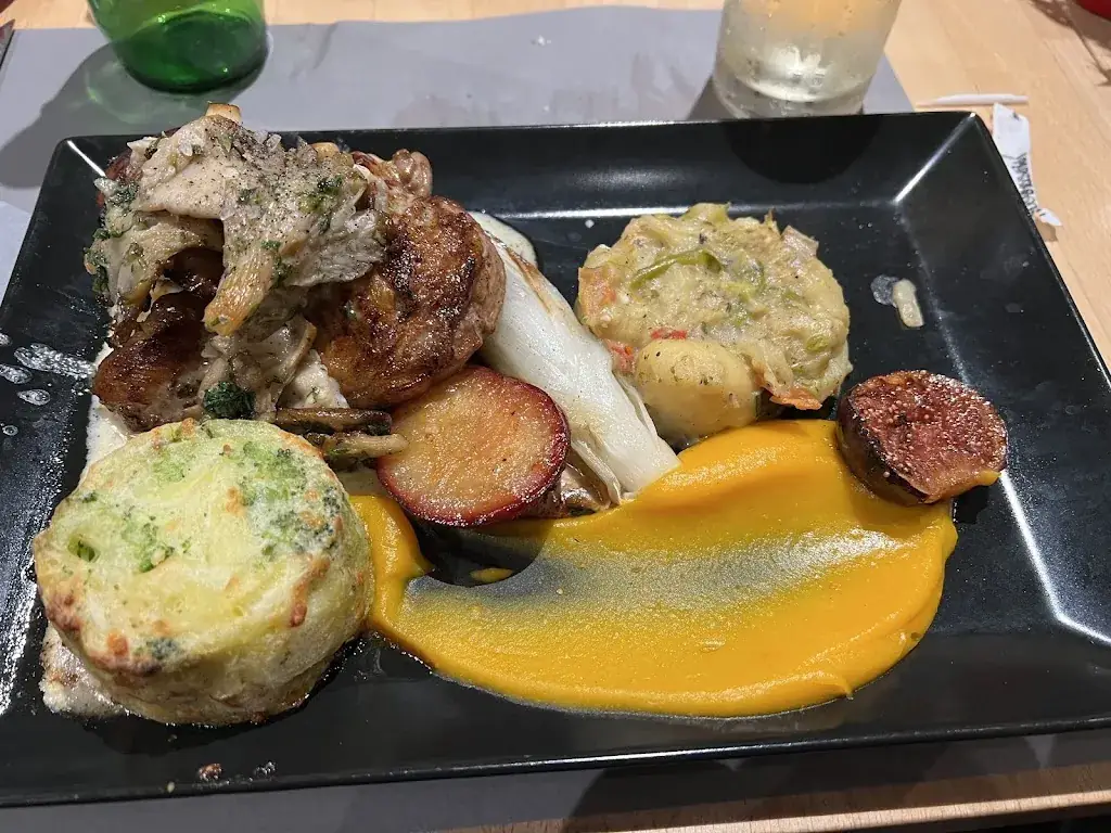 Ziboud Van Veldhoven_Le Val Joli_Houyet_review