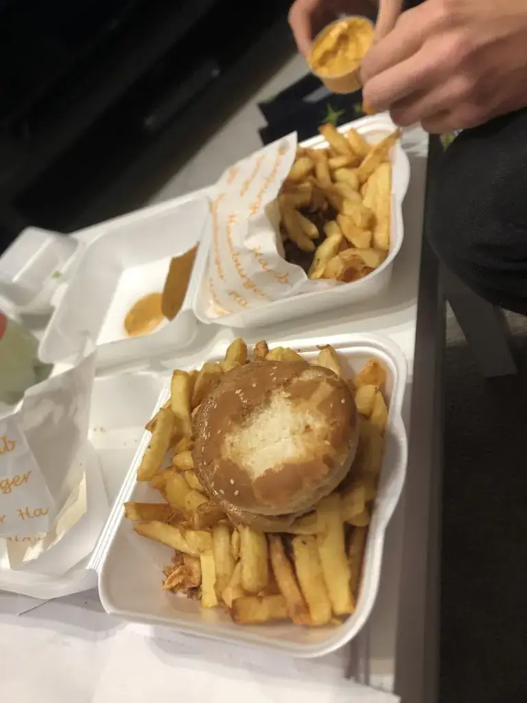 Friterie d'Attre_Brugelette_slider_image_2