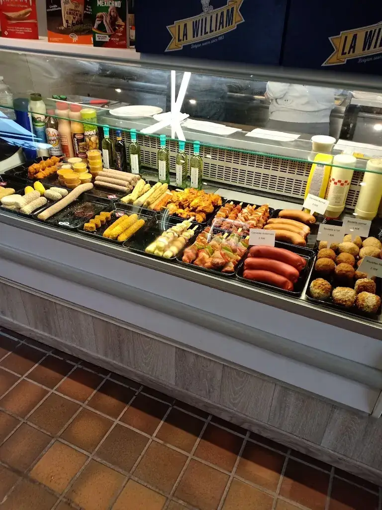 Anna-Lena_Snack-Friterie 100 PATATES Brugelette_Brugelette_review