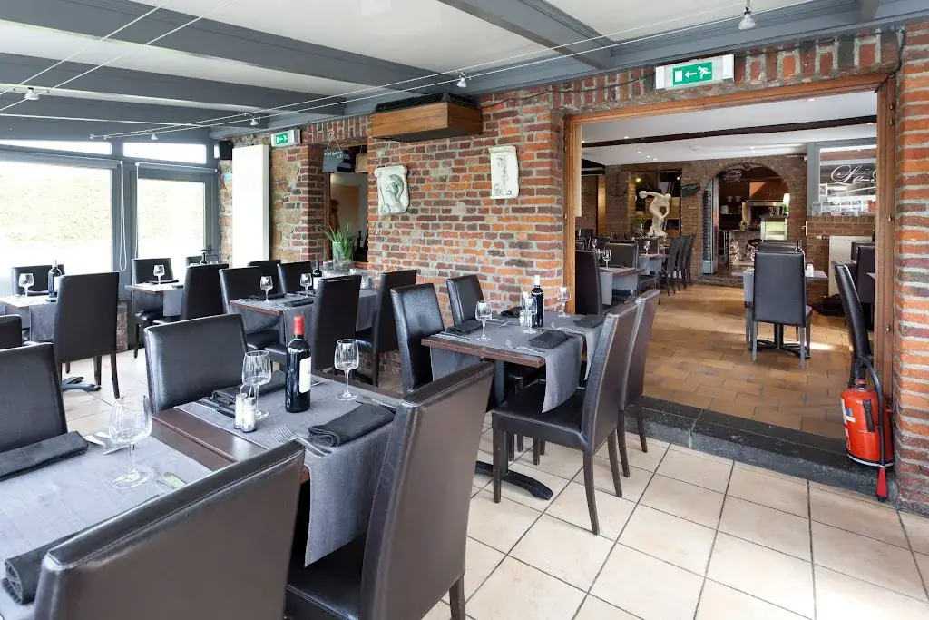 Le Pirée_Ath_slider_image_1