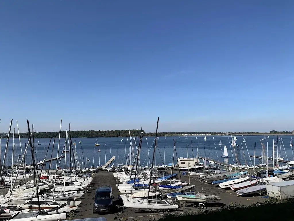 Suiram Travel_Le Tri Marrants_Froidchapelle_Bewertung