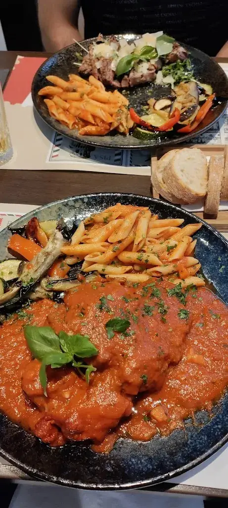 richael masiddo_La Vita e Bella_Boechout_Bewertung