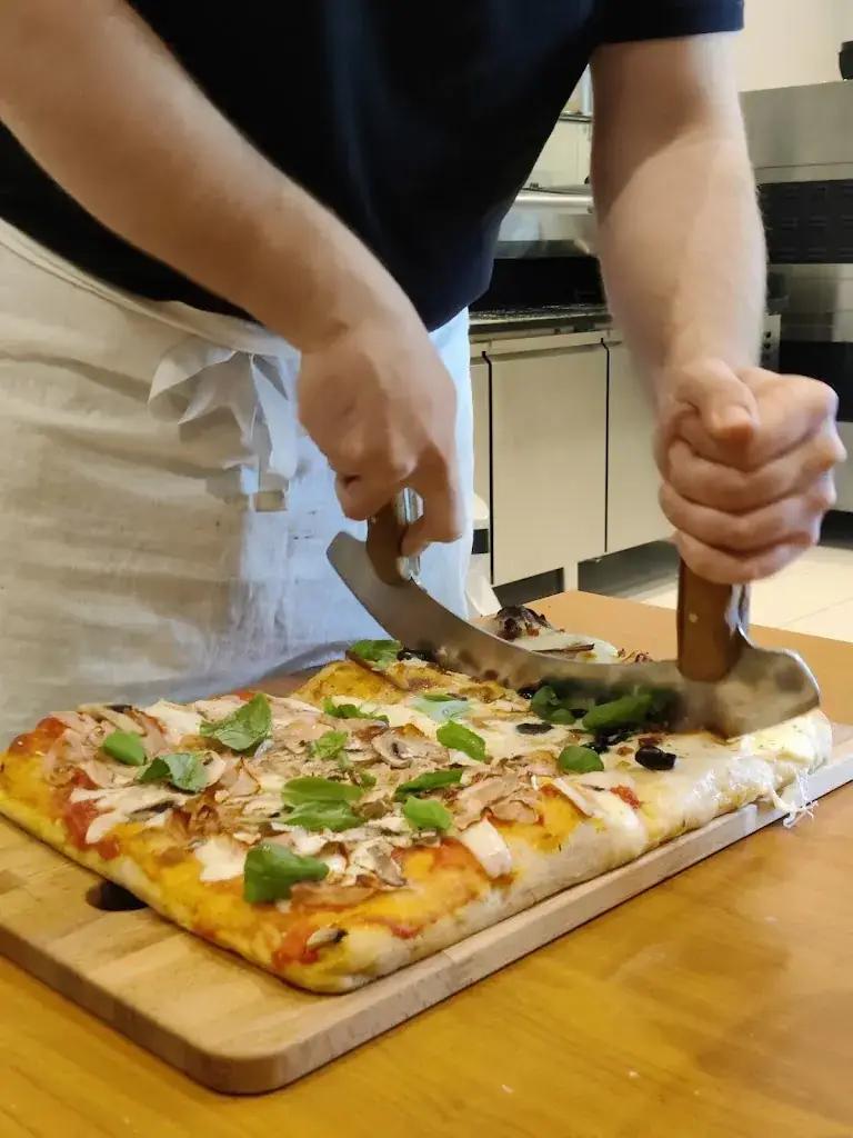 Oeuf Mimolette (Charmander)_Felice - Pizza Al Taglio_Chapelle-lez-Herlaimont_review