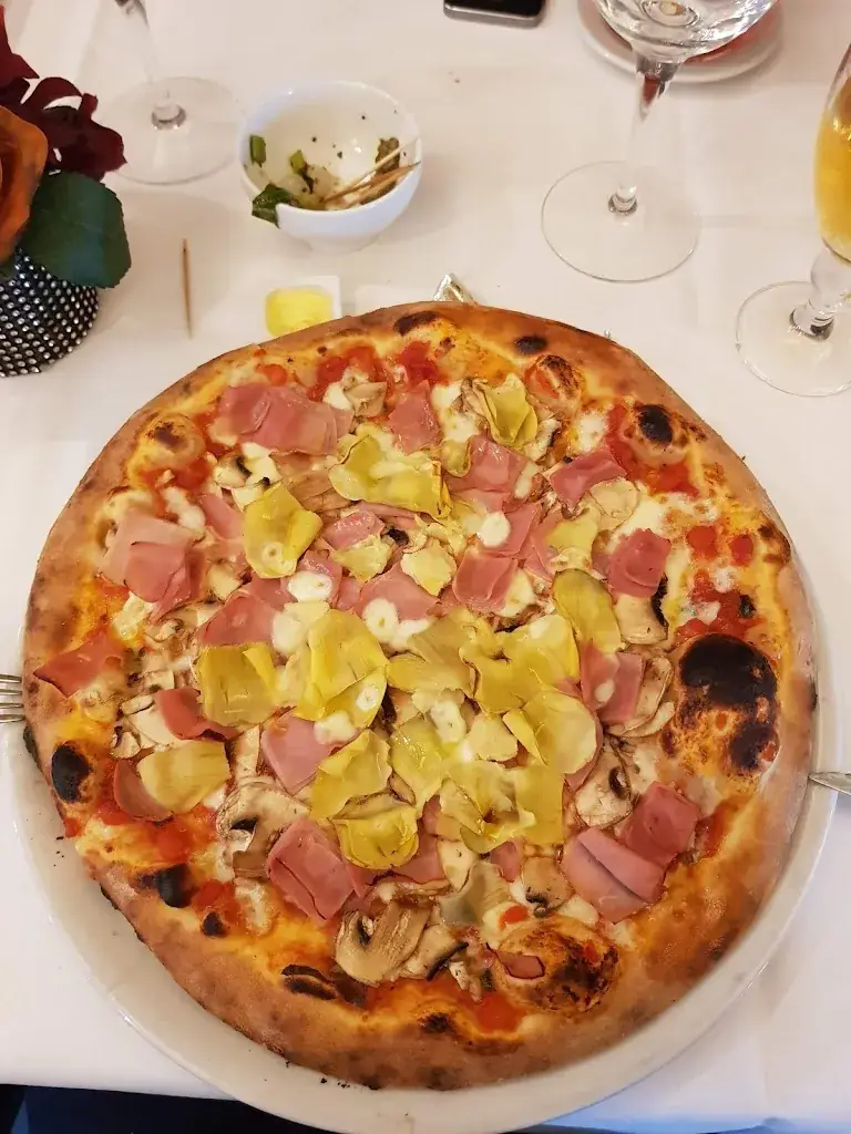 Menü_La Fontana d'Aldo e Tino_Chapelle-lez-Herlaimont_Bild_7