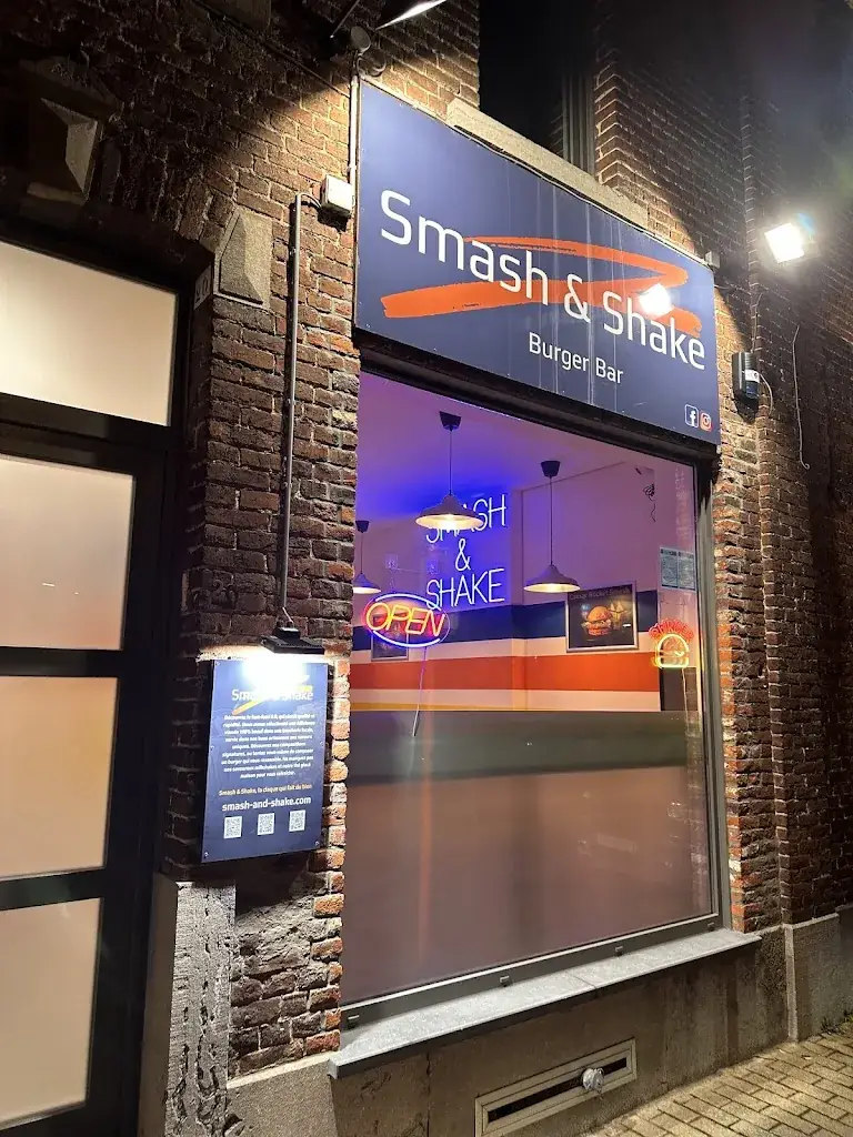 Smash & Shake Restaurant in Chapelle-lez-Herlaimont