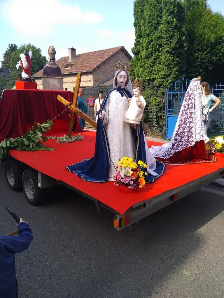 Clos des Menuts - Resto des Tchats_Chapelle-lez-Herlaimont_slider_image_3