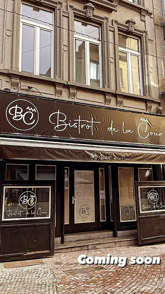Bistrot De La Cour Restaurant in Charleroi