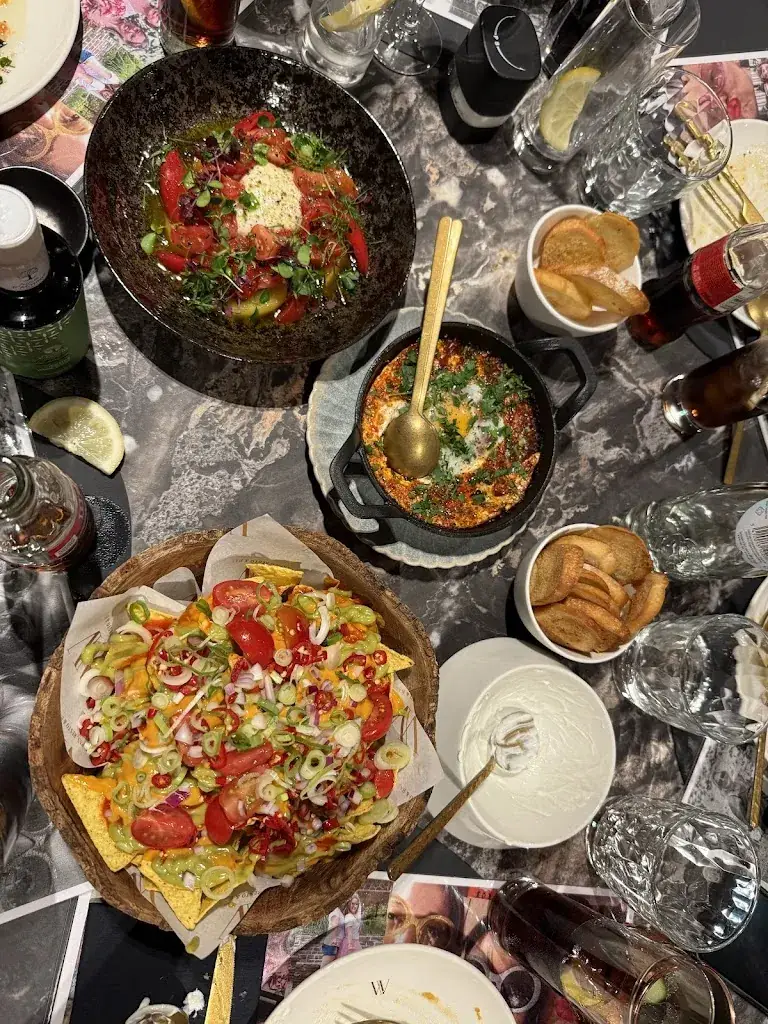 Cindy Eti_W Tapas Resto Bar_Charleroi_review