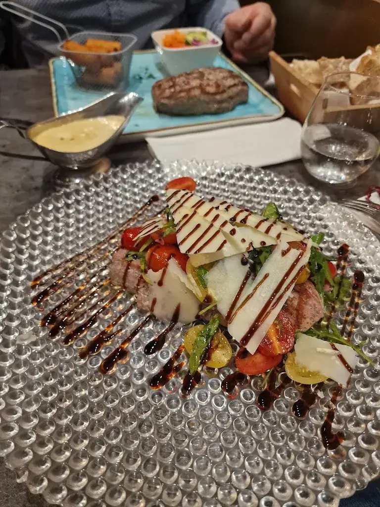 Trattoria Alta_Charleroi_slider_image_2