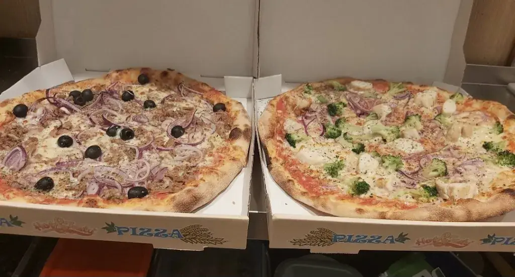 Menü_Pizza Taxi Pizzasso - Eiswagen Gelato_Bütgenbach_Bild_3