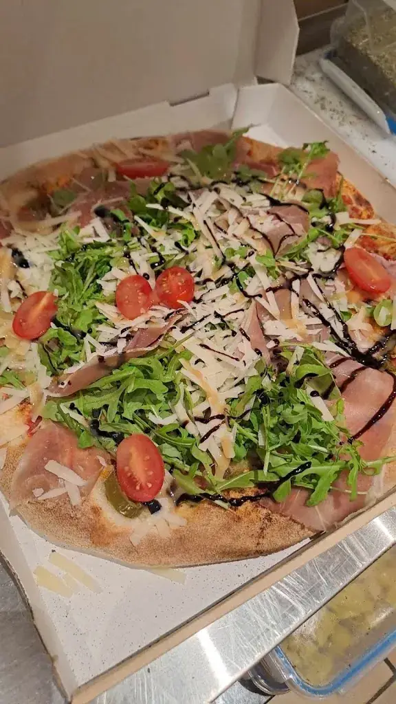 Menü_Pizza Taxi Pizzasso - Eiswagen Gelato_Bütgenbach_Bild_9