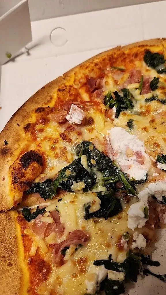 caught in the zone (ladyabyss)_Pizza SAPORITA Brognon / Christophe_Chièvres_avis