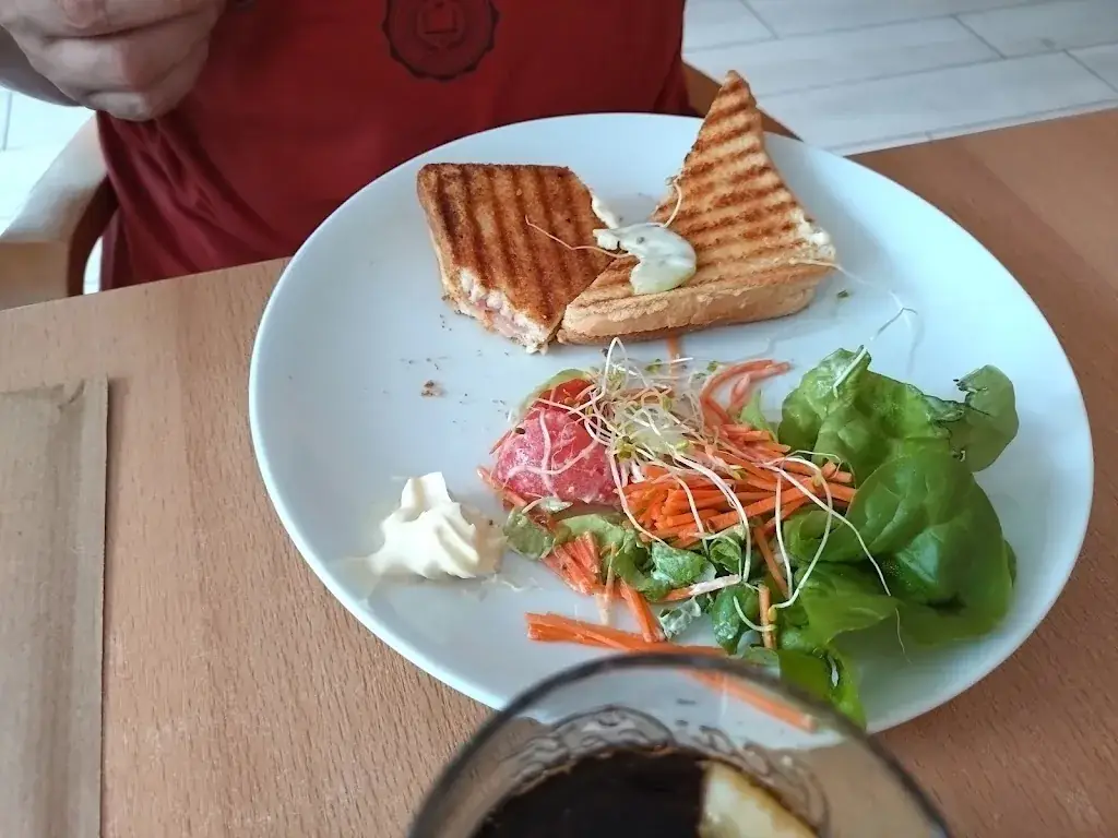 Anita Godrie_'t Notarjaet_Boechout_review