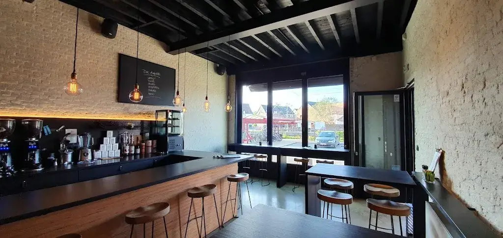 Bar Auguste Coffee And More Restaurant in Boechout
