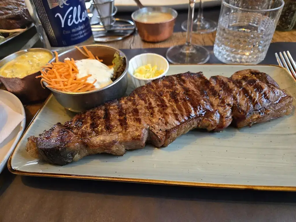 Dan K_Vivaco Grill_Ciney_review