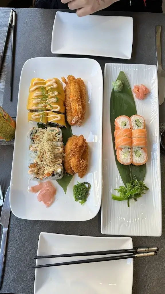 Cláudia Belo_le bonheur_Ciney_review