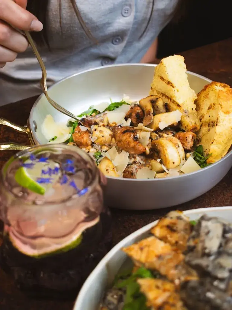 Brunch & Branché Restaurant in Courcelles