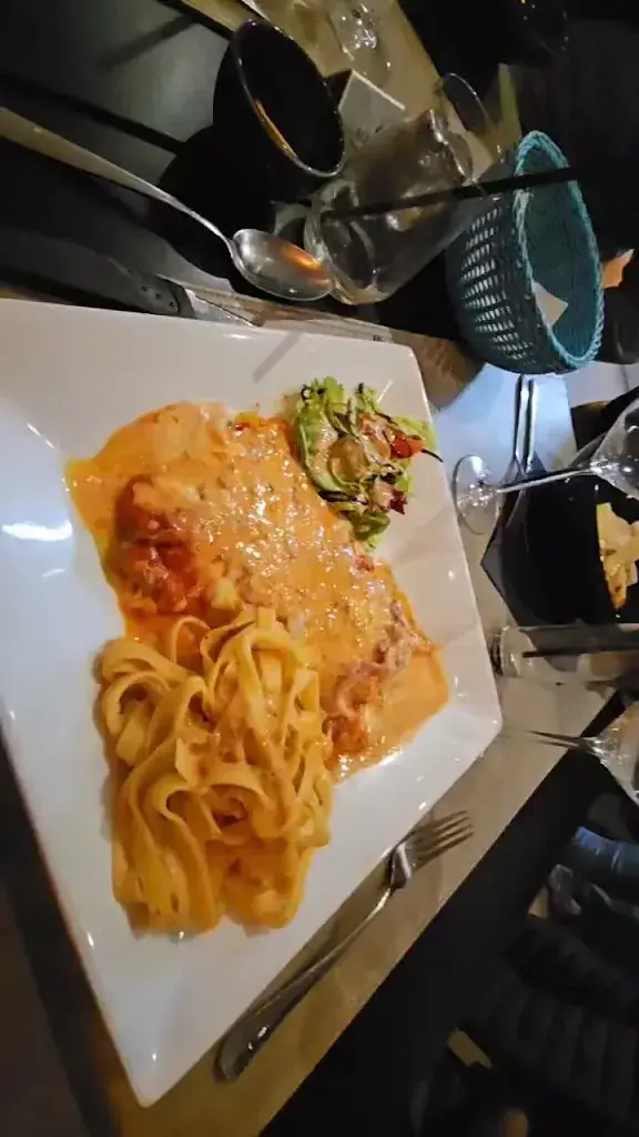 L' Aigle noir_Courcelles_slider_image_2