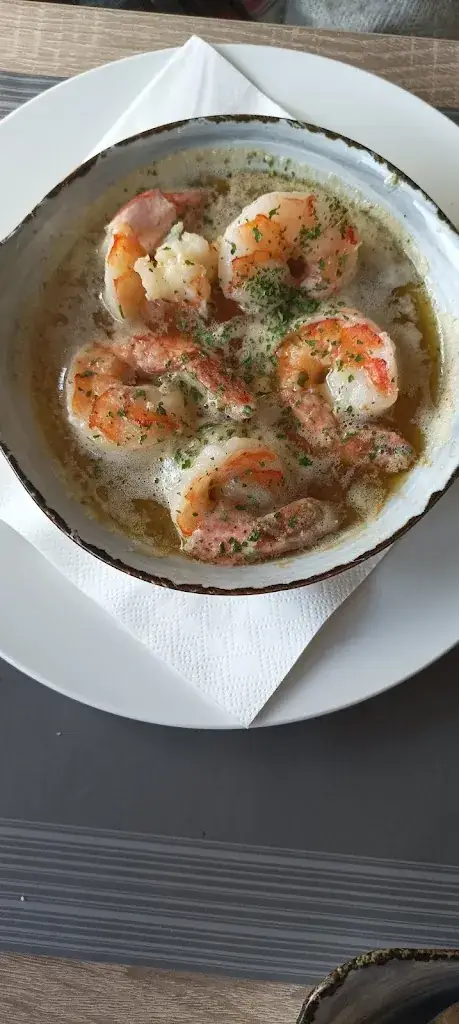 Elisabeth Saussez_Le Socrate_Courcelles_reseña