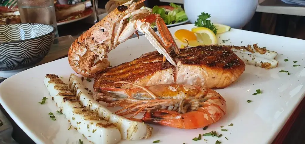 Le Socrate_Courcelles_slider_image_2