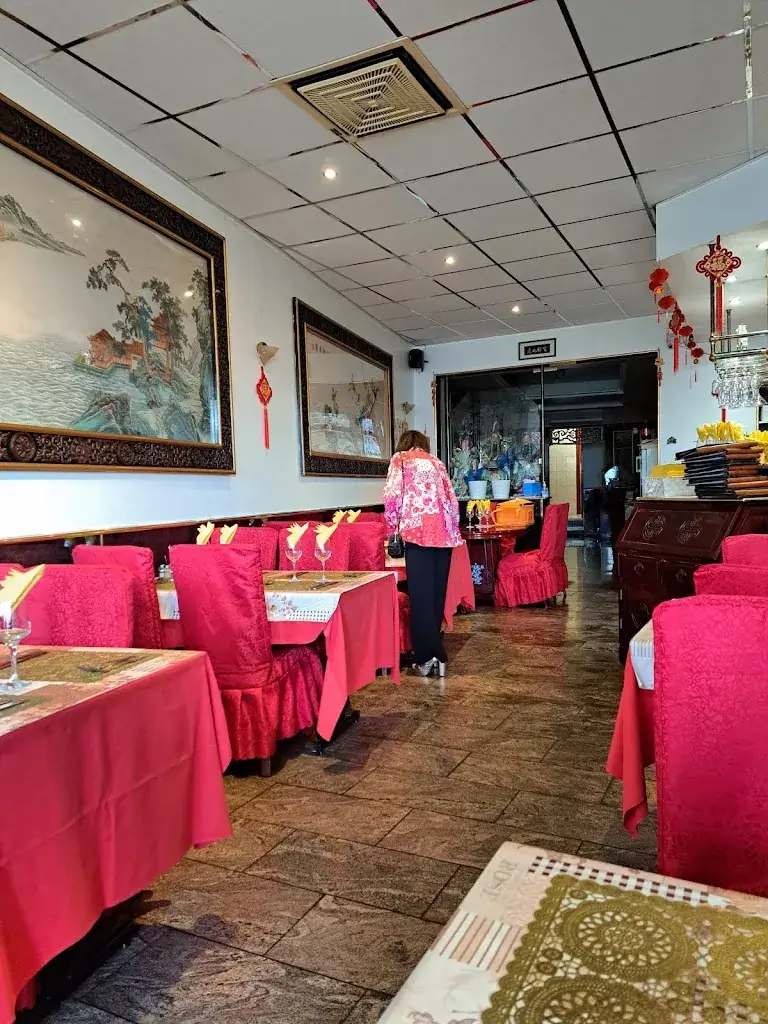 Grande Chine Restaurant in Courcelles