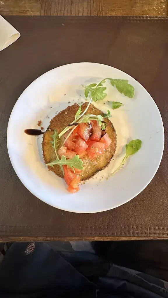 Roman Nichel_La Casa Borghese_Colfontaine_review